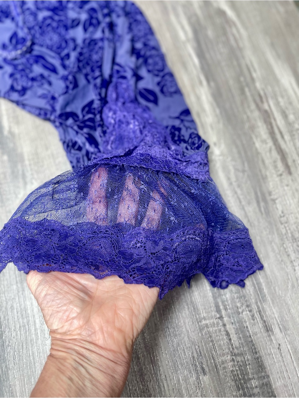 Vintage Purple Floral Lace Bloomers and Chamise - Picture 4 of 10